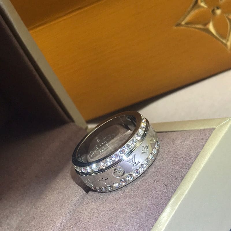Louis Vuitton Catch Ring - 18K White Gold