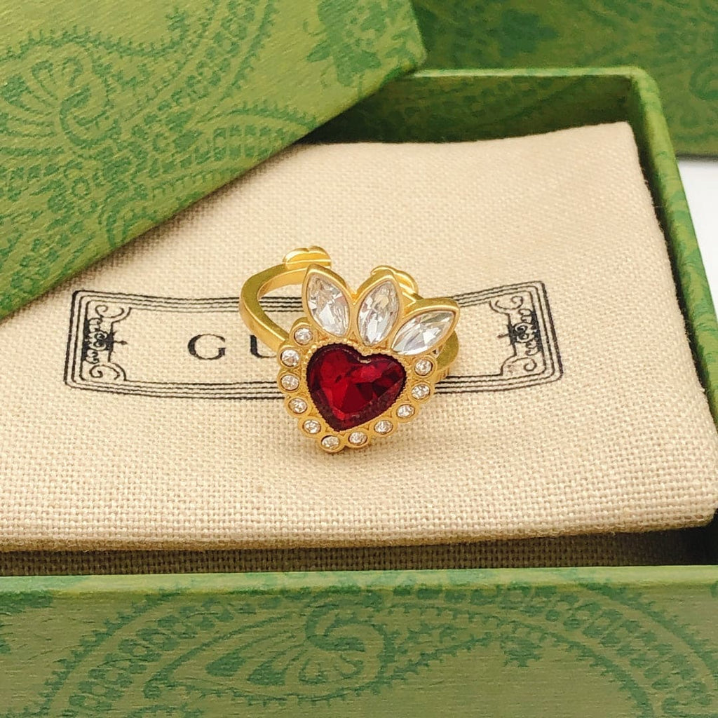 Gucci Double G Crystal Heart Ring - 18K Yellow Gold