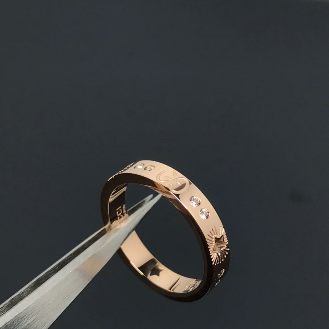 Gucci Double G Icon Diamond Ring - 18K Gold