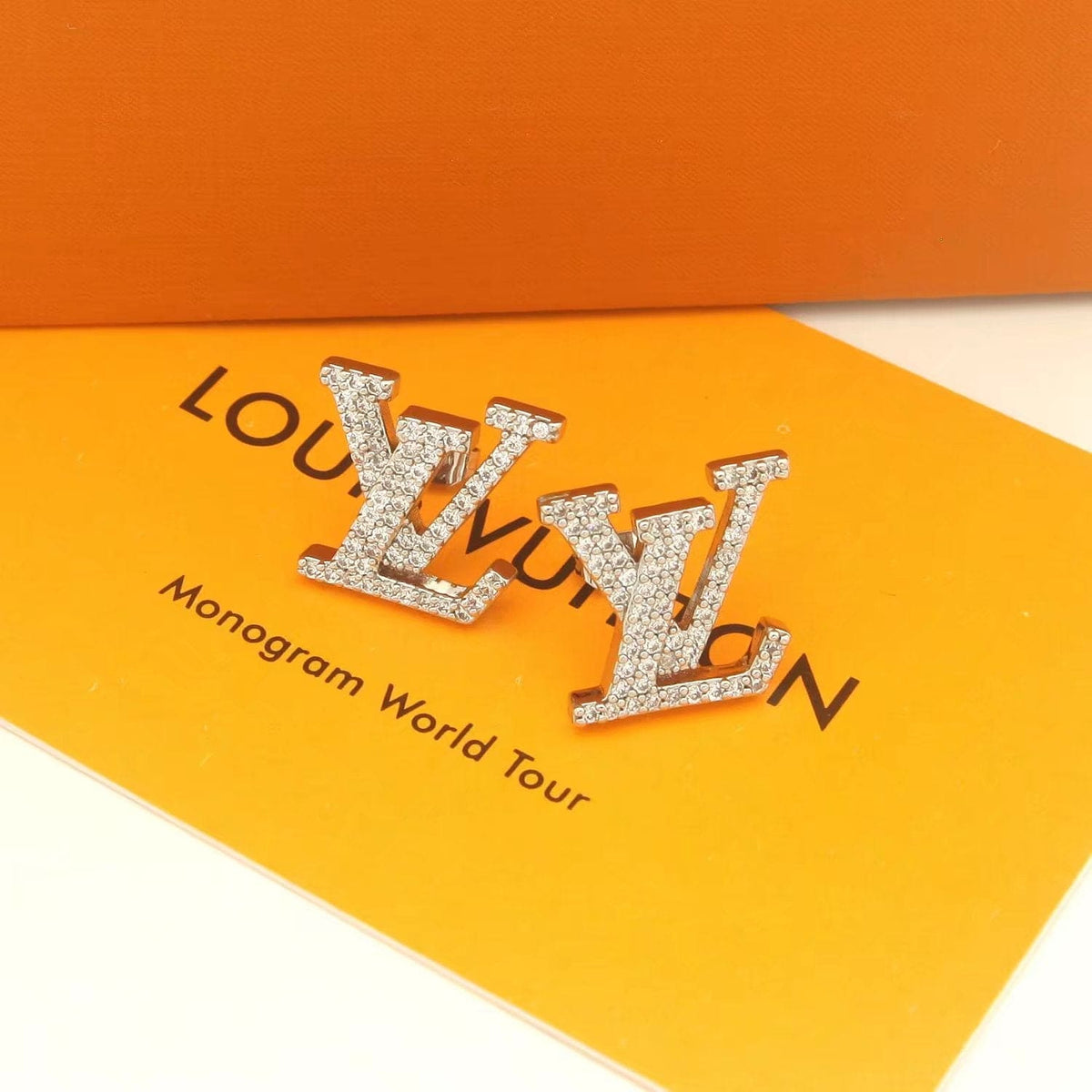 Louis Vuitton Iconic Diamond Earrings - 18K Yellow Gold