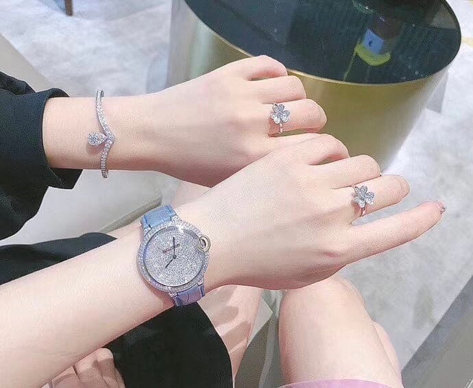 Frivole Ring - 18K White Gold