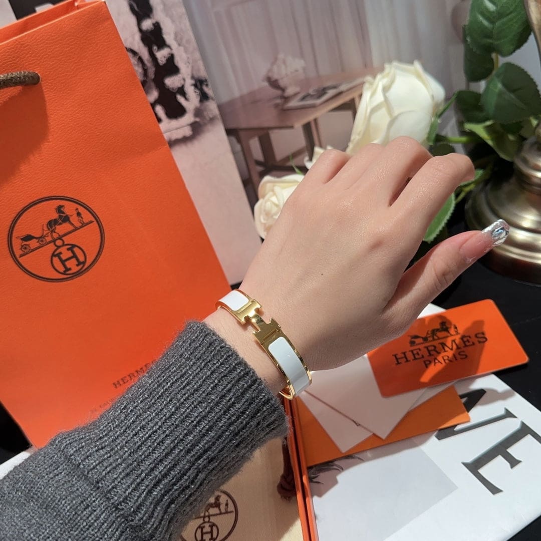 Hermes White Clic H Bracelet