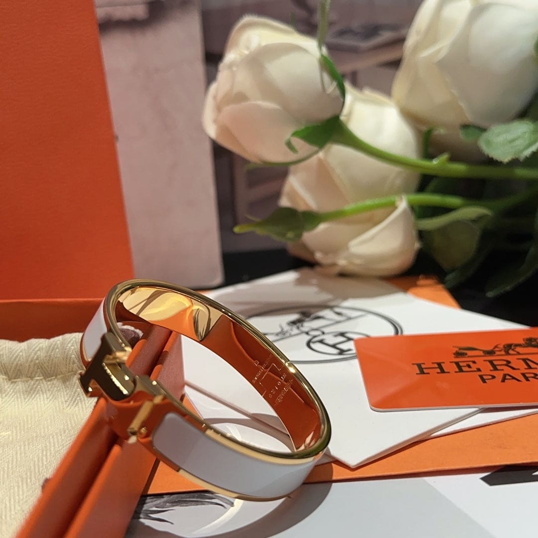 Hermes White Clic H Bracelet