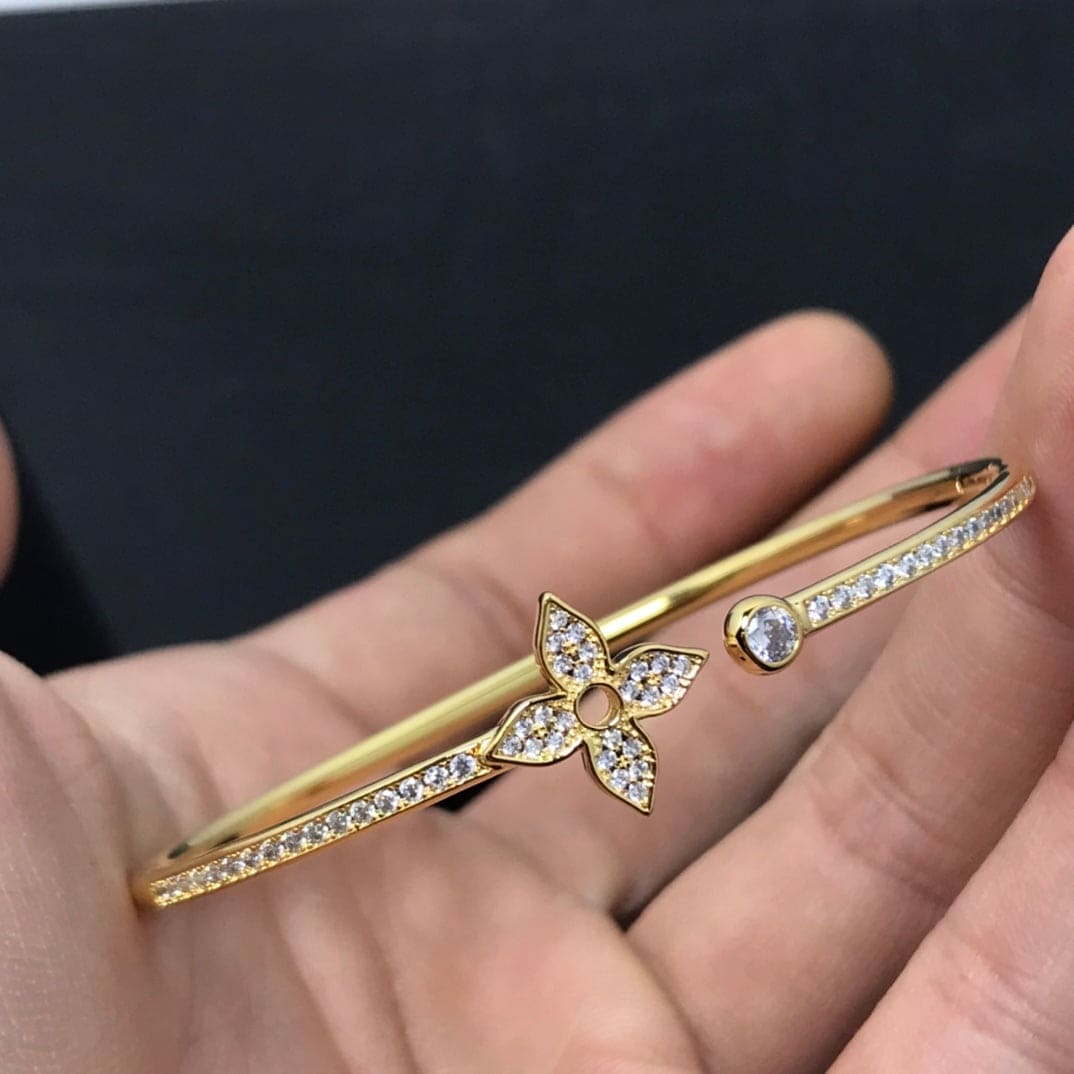 Louis Vuitton Idylle Blossom Twist Bracelet