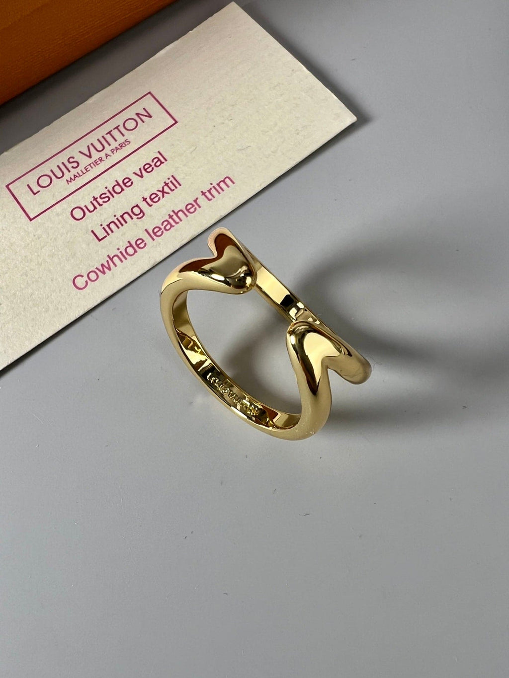 Louis Vuitton Volt Upside Down Ring - 18K Yellow Gold