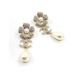 Chanel Pearl Flowers Earrings - 18K Yellow Gold