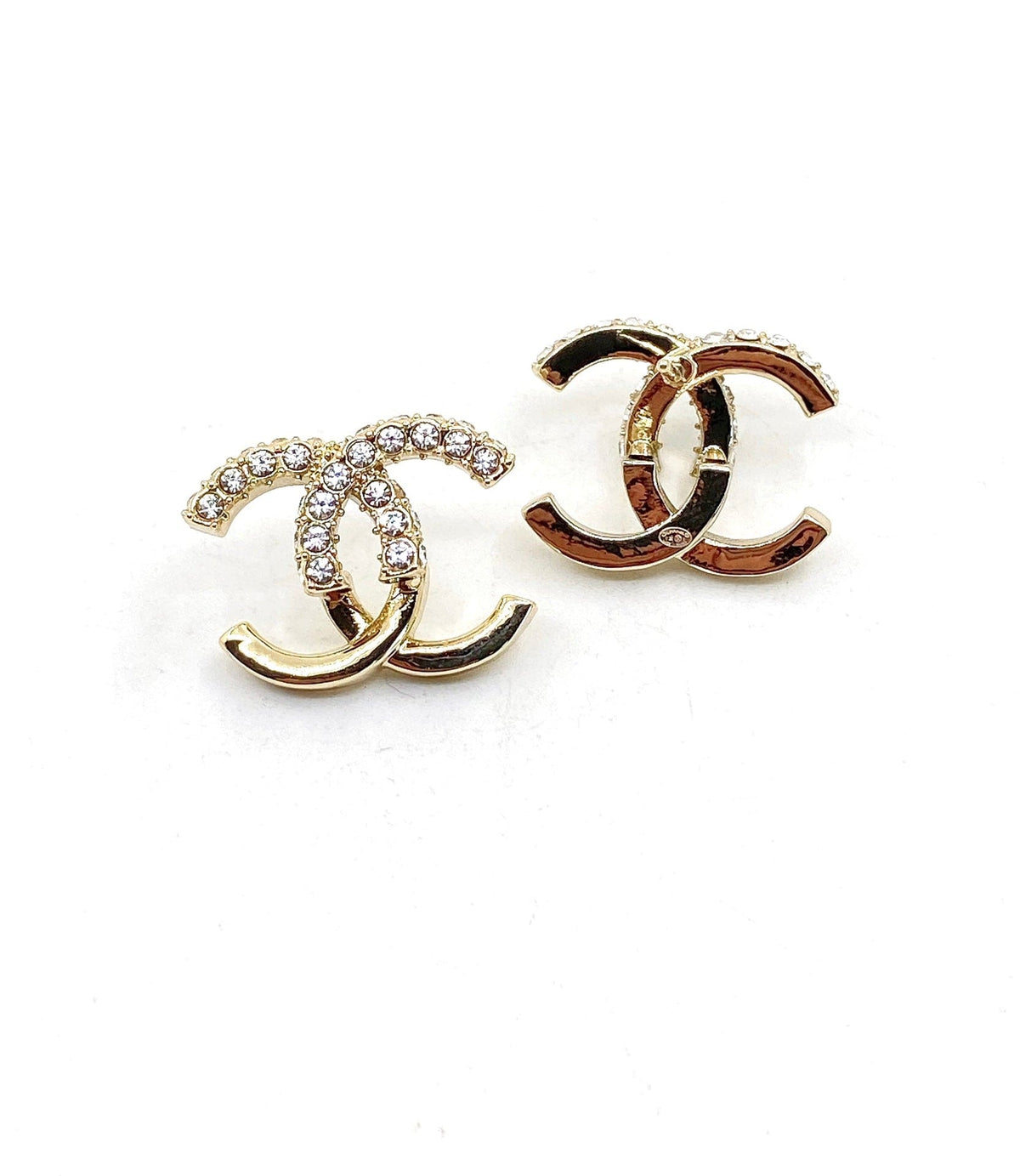 Chanel Half Diamond Earrings - 18K Yellow Gold