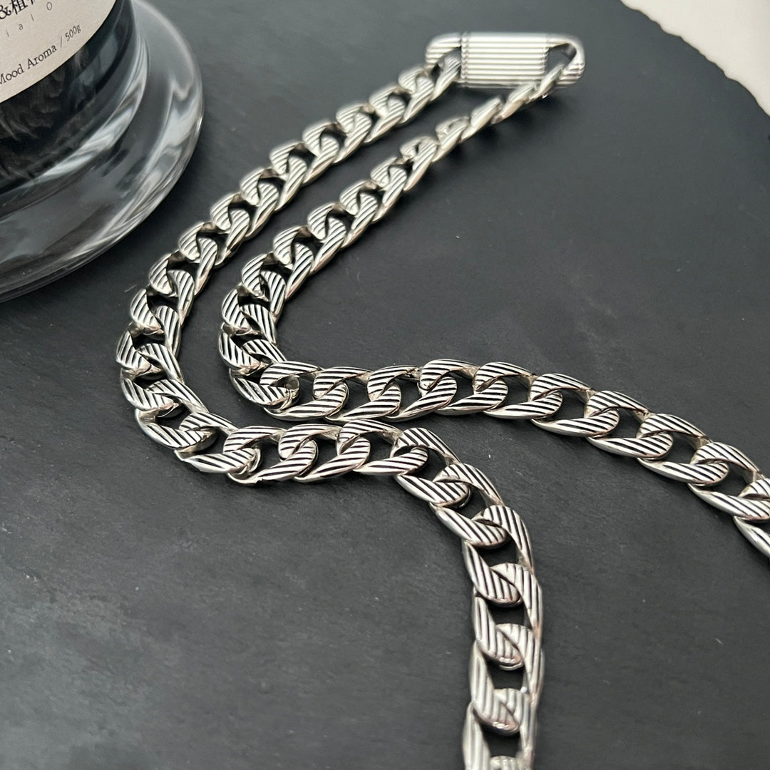 Gucci Double G Logo Enamel Chain Necklace