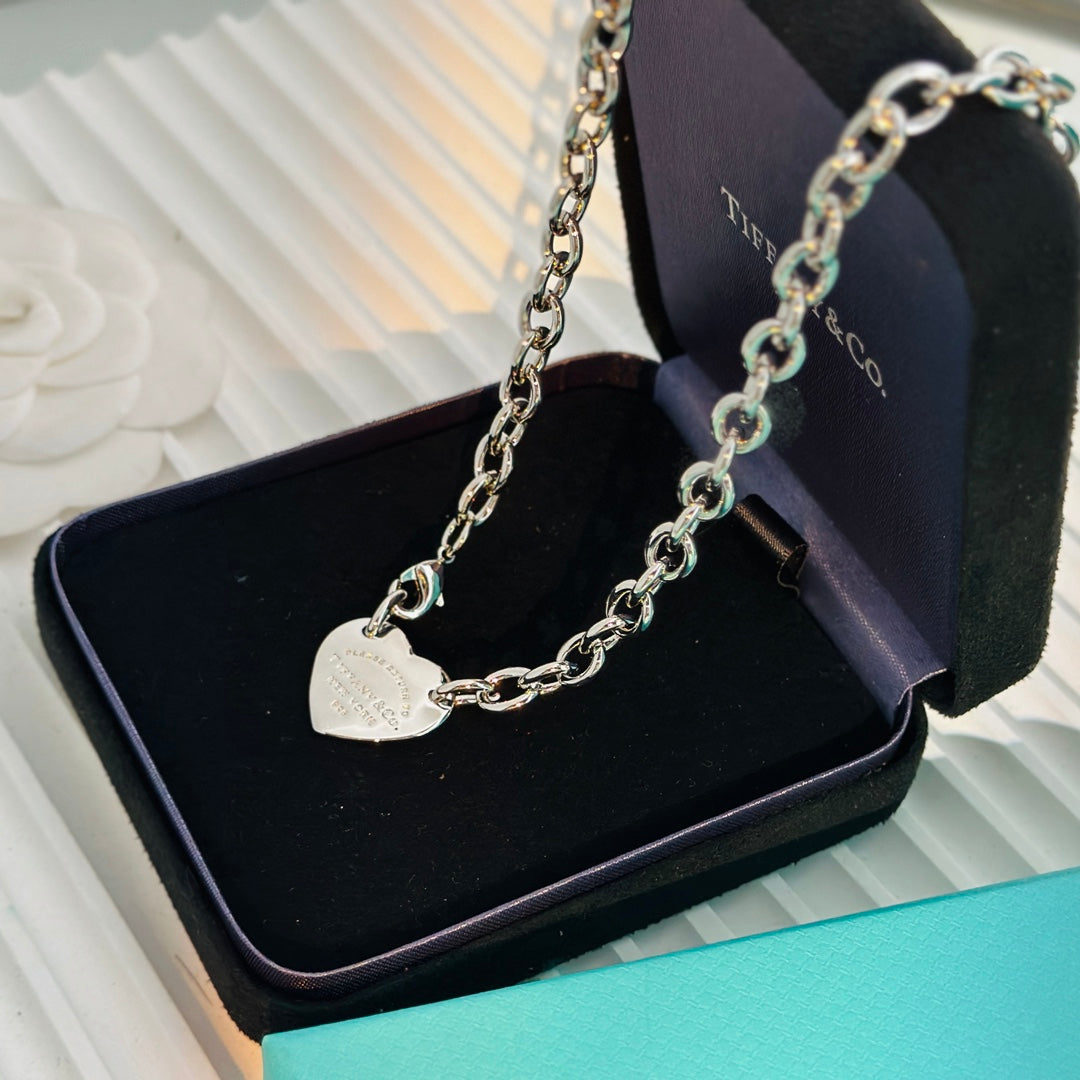 Return to Tiffany Heart Tag Chain Link Necklace