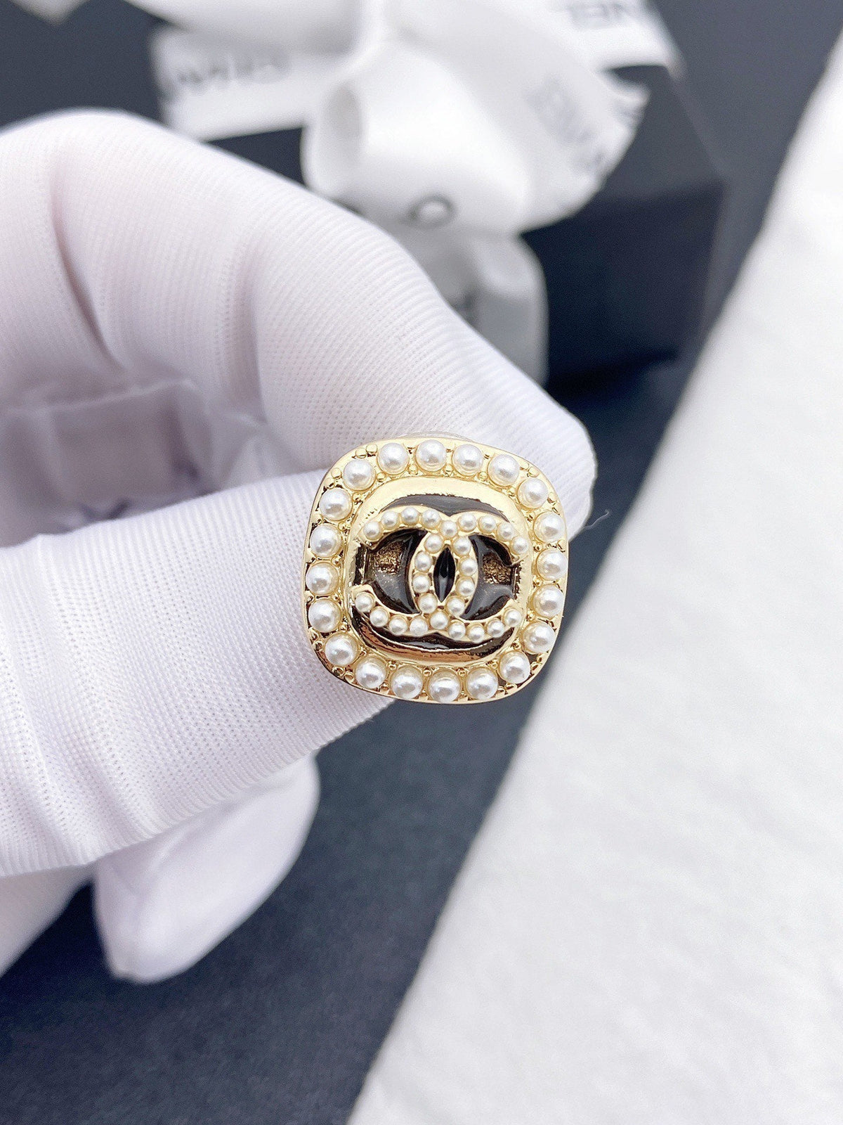 Chanel Square Crystal Earrings - 18K Yellow Gold