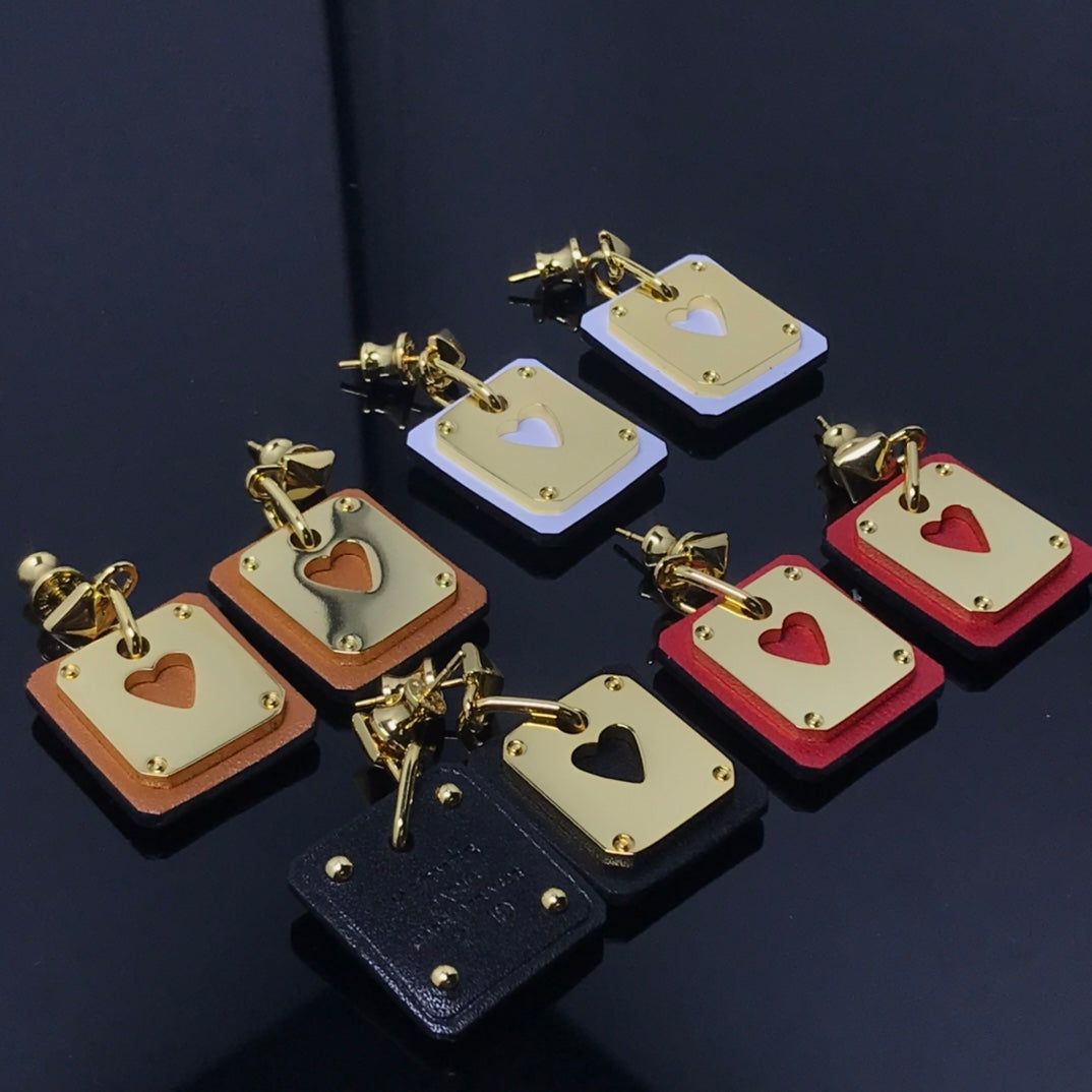 Hermes As De Celine Black Earrings