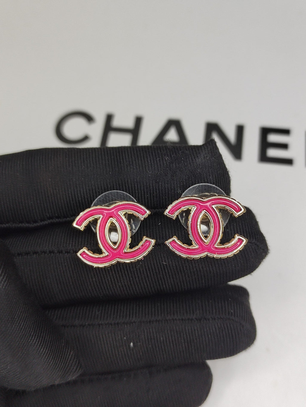 Chanel Pink Earrings - 18K Yellow Gold