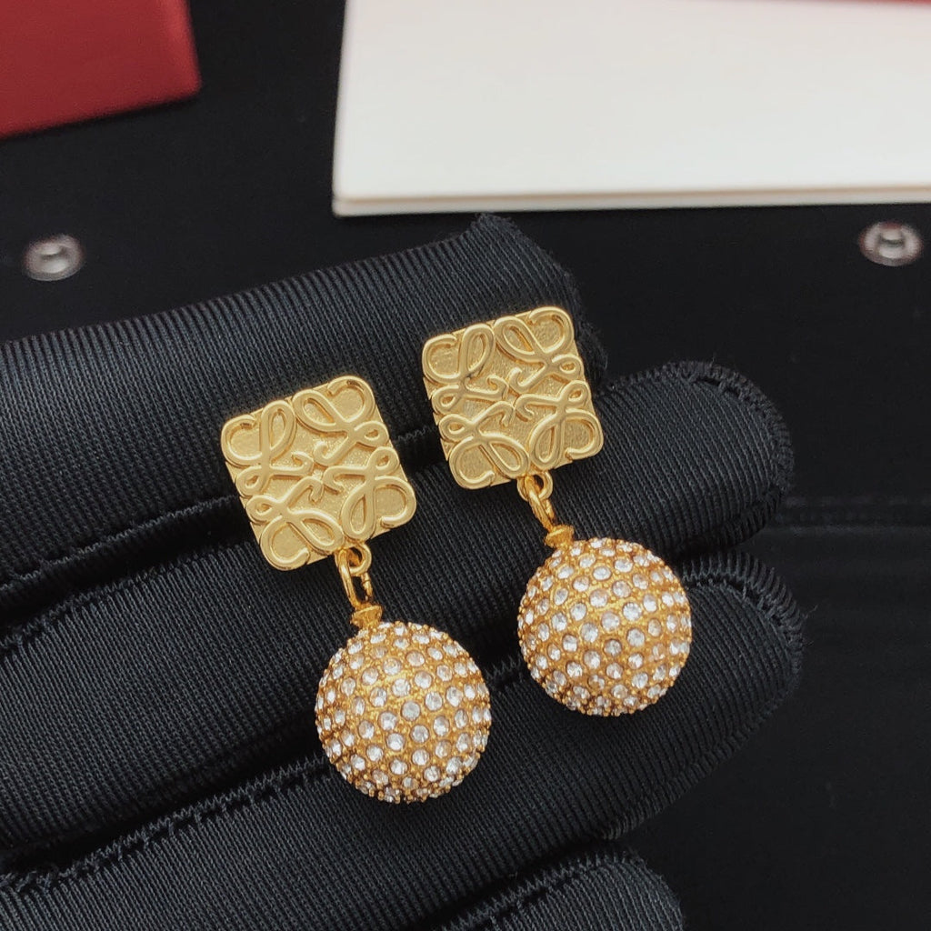 LOEWE Anagram Diamond Earrings - 18K Yellow Gold