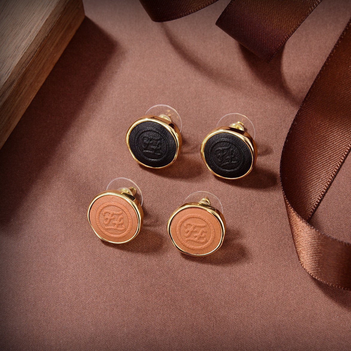 Fendi Vintage Color Earrings - 18K Yellow Gold