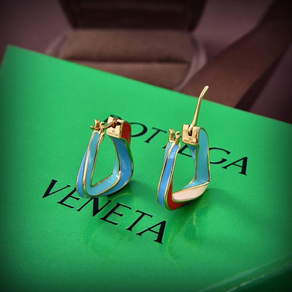 Bvlgari Twisted-triangle Hoop Earrings - 18K Yellow Gold