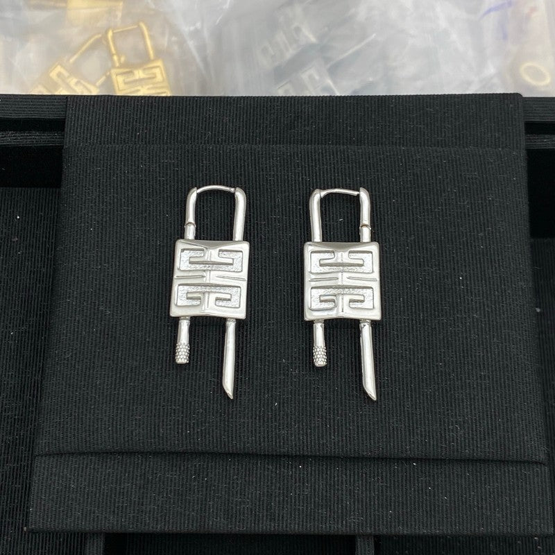Given Lock Earrings - 18K Gold