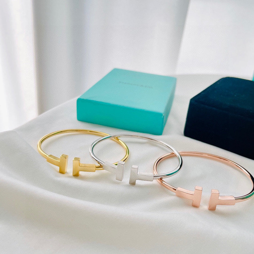 Tiffany Wire Bracelet - 18K Gold