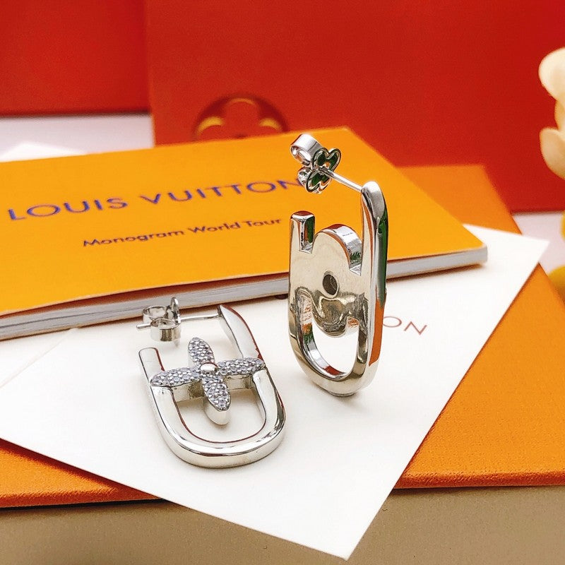 Louis Vuitton Earrings - 18K Gold