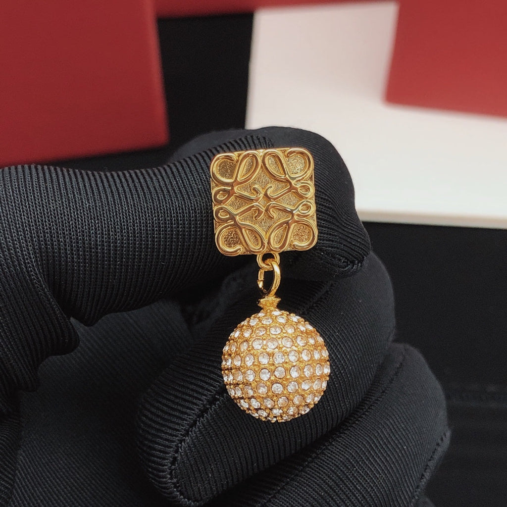 LOEWE Anagram Diamond Earrings - 18K Yellow Gold