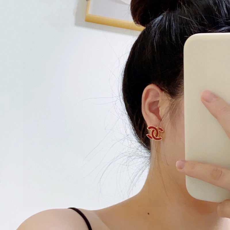 Chanel Red Earrings - 1.8 cm Height - 18K Yellow Gold
