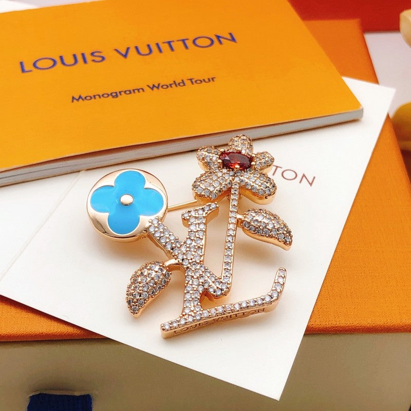 Louis Vuitton Blooming Brooch