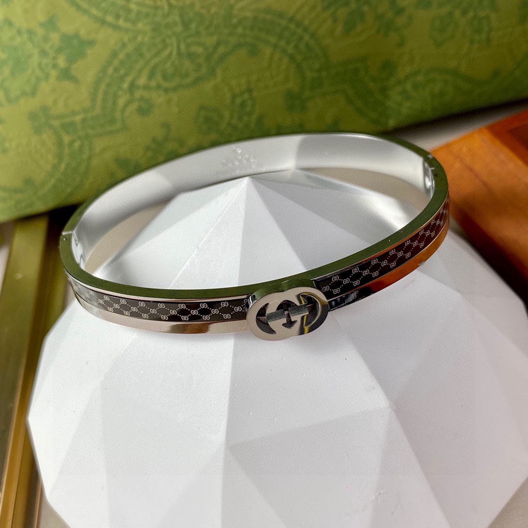 Gucci Double G Vintage Bracelet