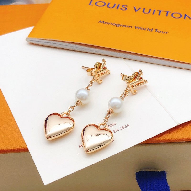 Louis Vuitton Heart Earrings - 18K Gold