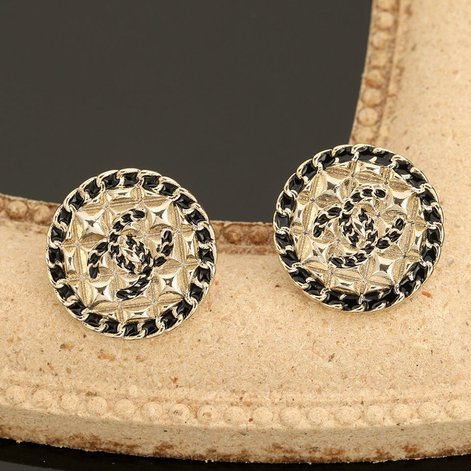 Chanel Strass Earrings - 18K Yellow Gold