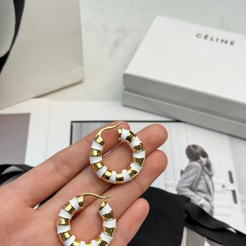Celine Pearl Round Earrings - 18K Yellow Gold