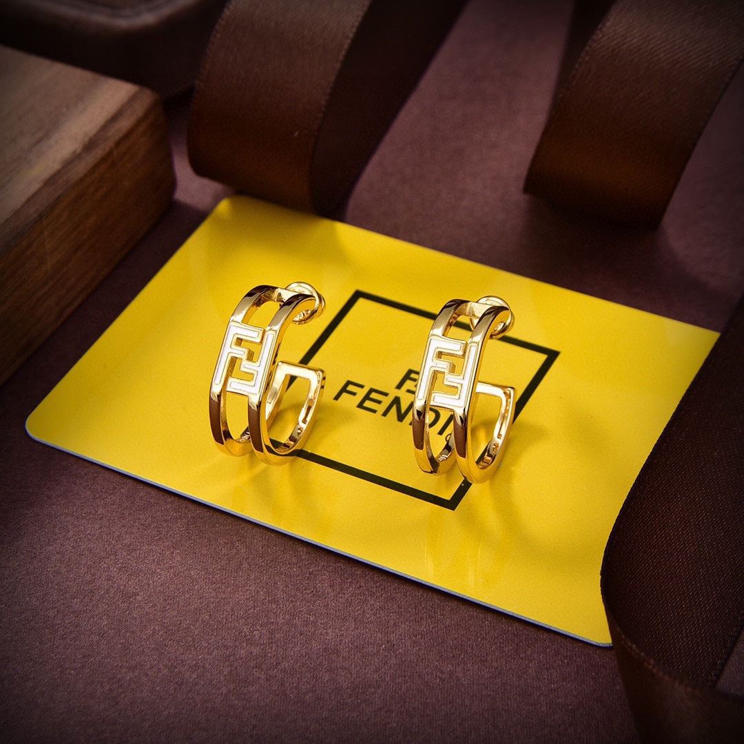 Fendi Forever Oval Earrings - 18K Yellow Gold