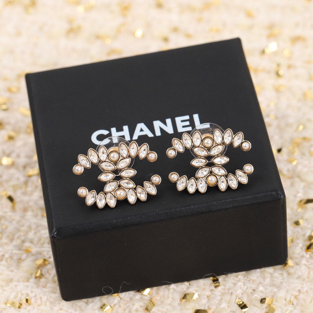 Chanel Crystal Earrings - 18K Yellow Gold