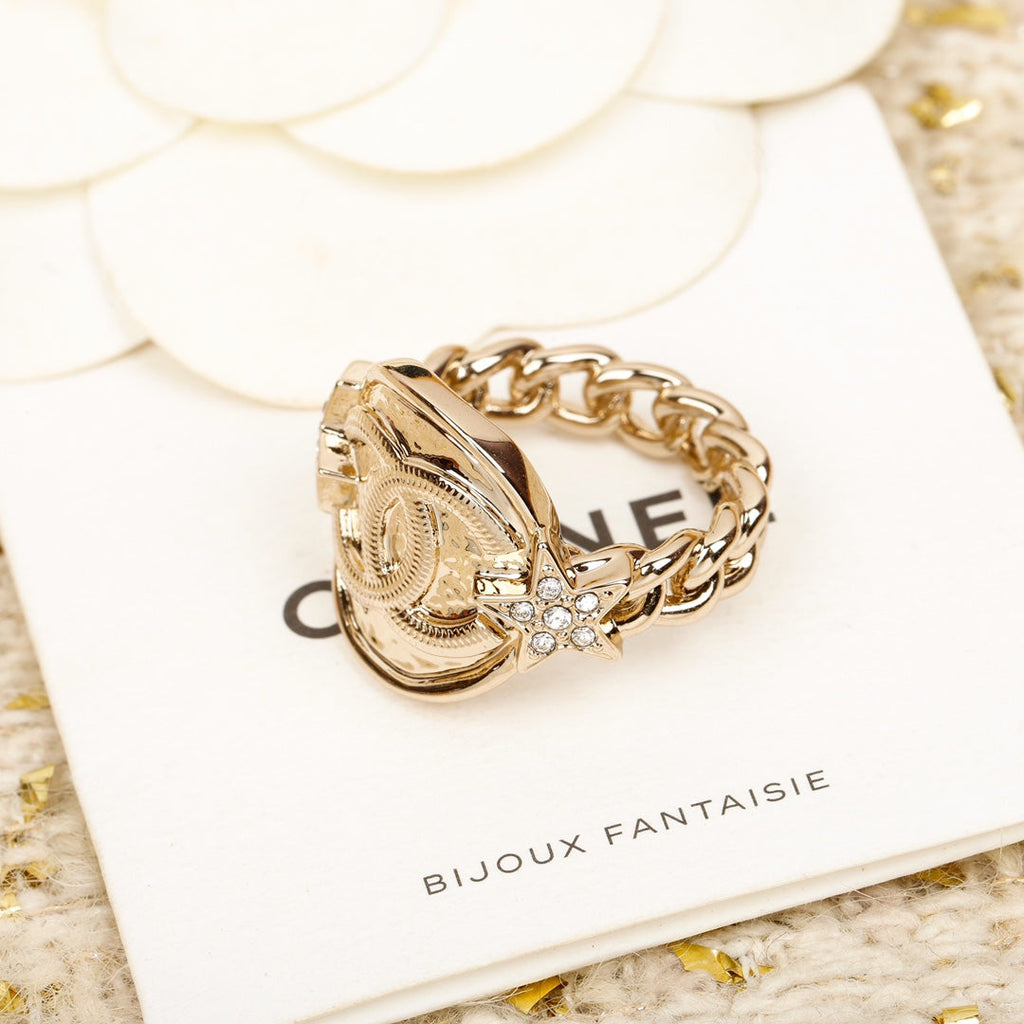 Chanel Chain Ring - 18K Yellow Gold