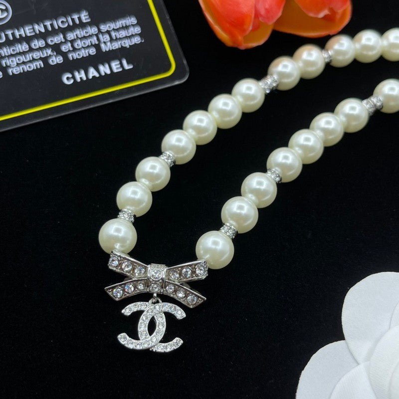 Chanel Bow Tie Pearl Necklace