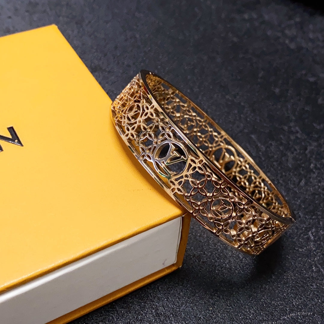 Louis Vuitton Cuff Chains Bracelet