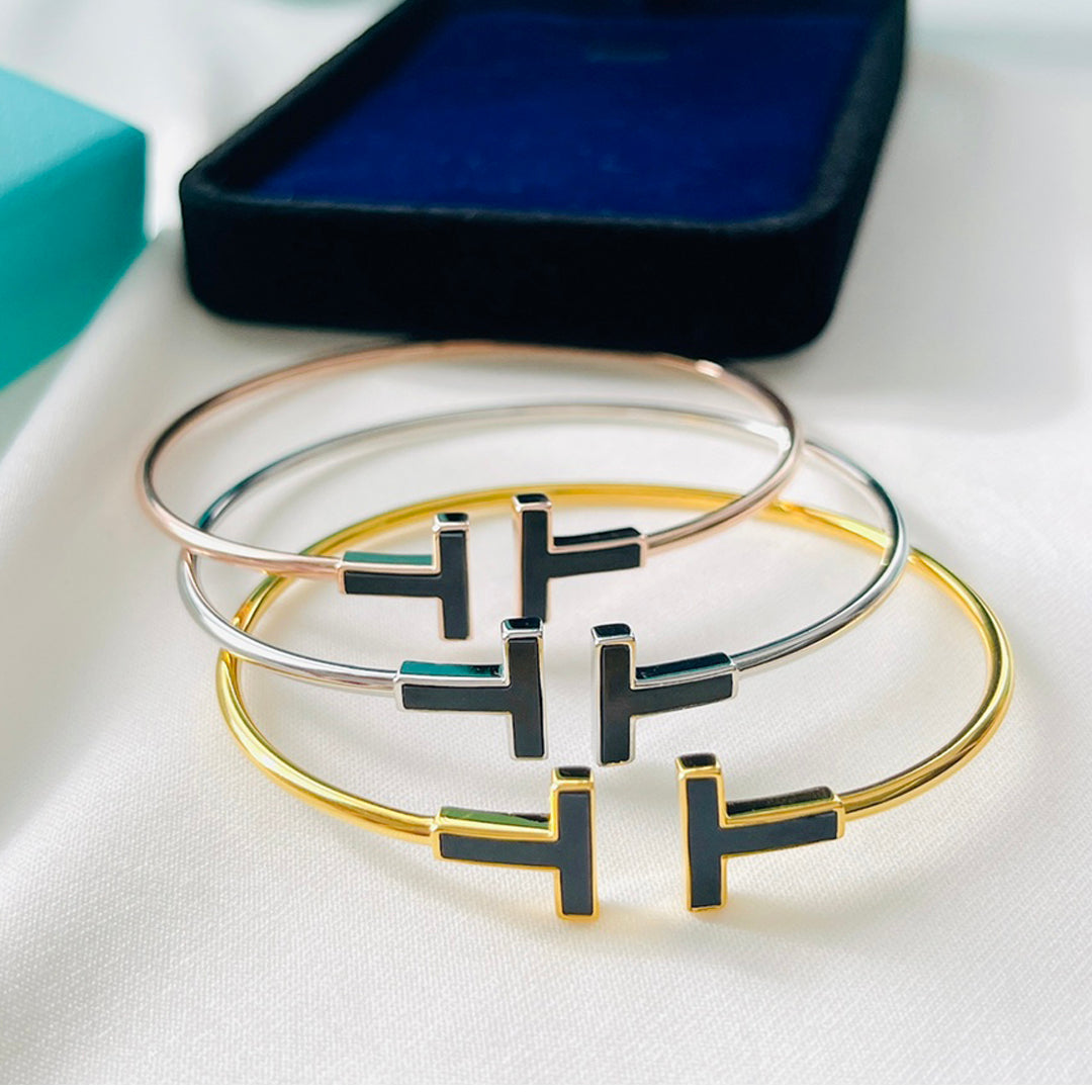 Tiffany Black Bracelet - 18K Gold