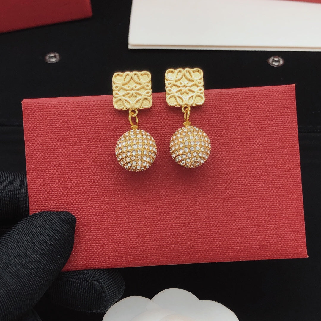 LOEWE Anagram Diamond Earrings - 18K Yellow Gold