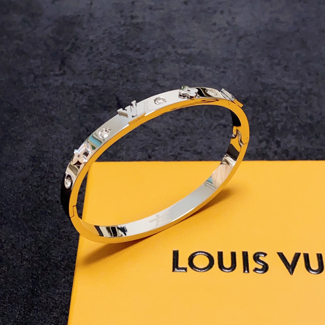 Louis Vuitton Diamond Bracelet