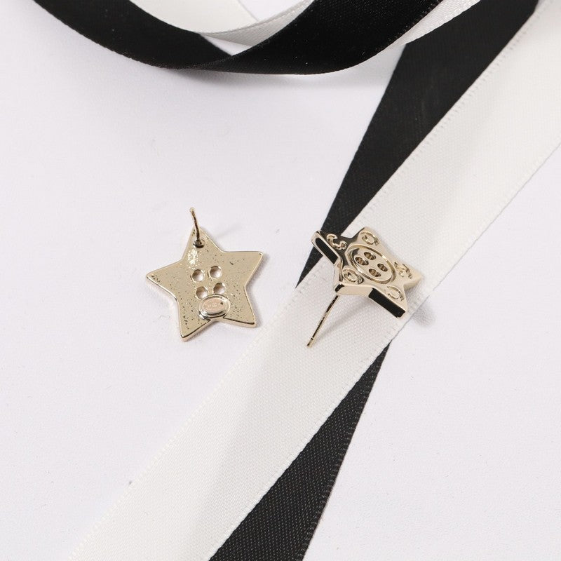Chanel Star Earrings - 18K Yellow Gold