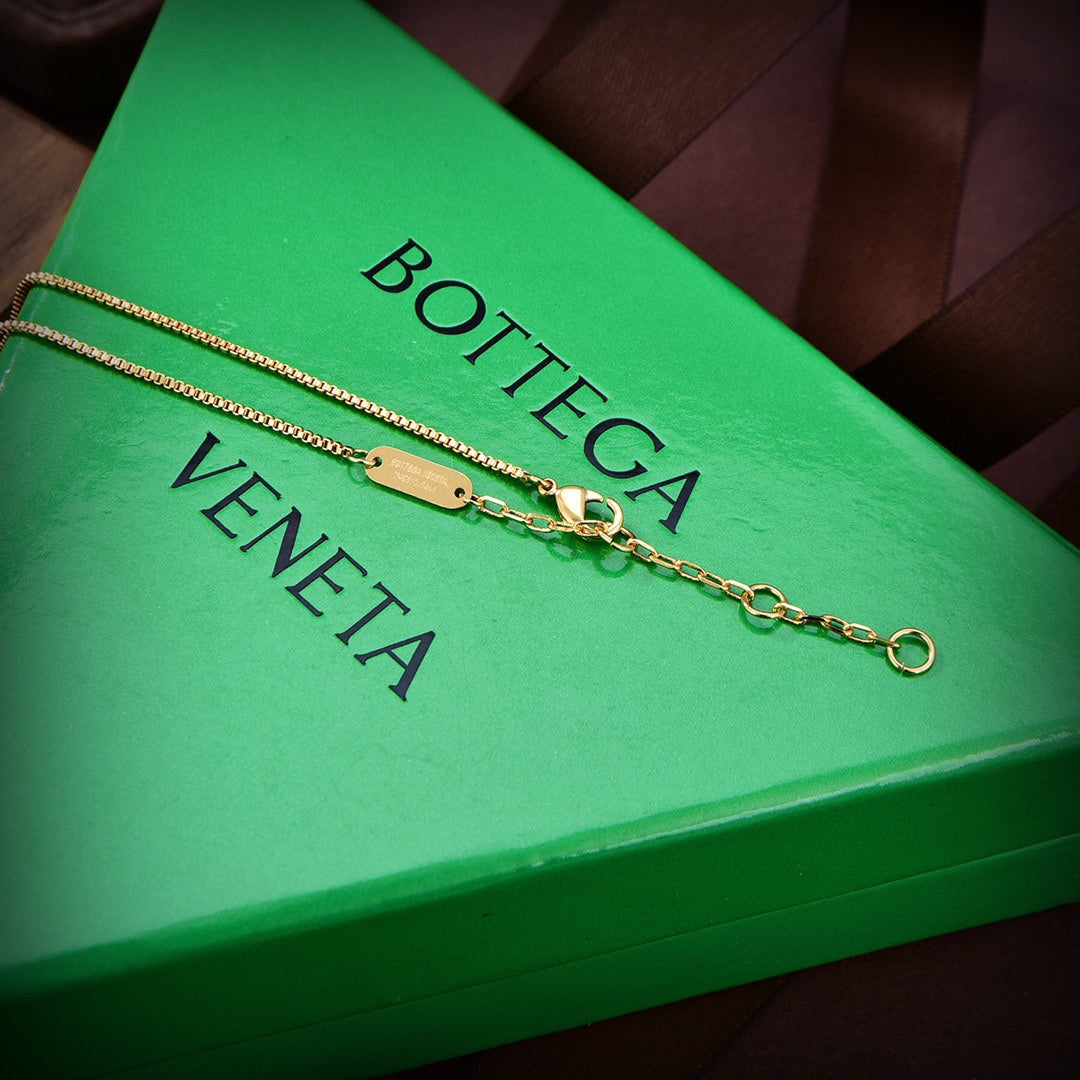 Bvlgari Facet Pearl Necklace