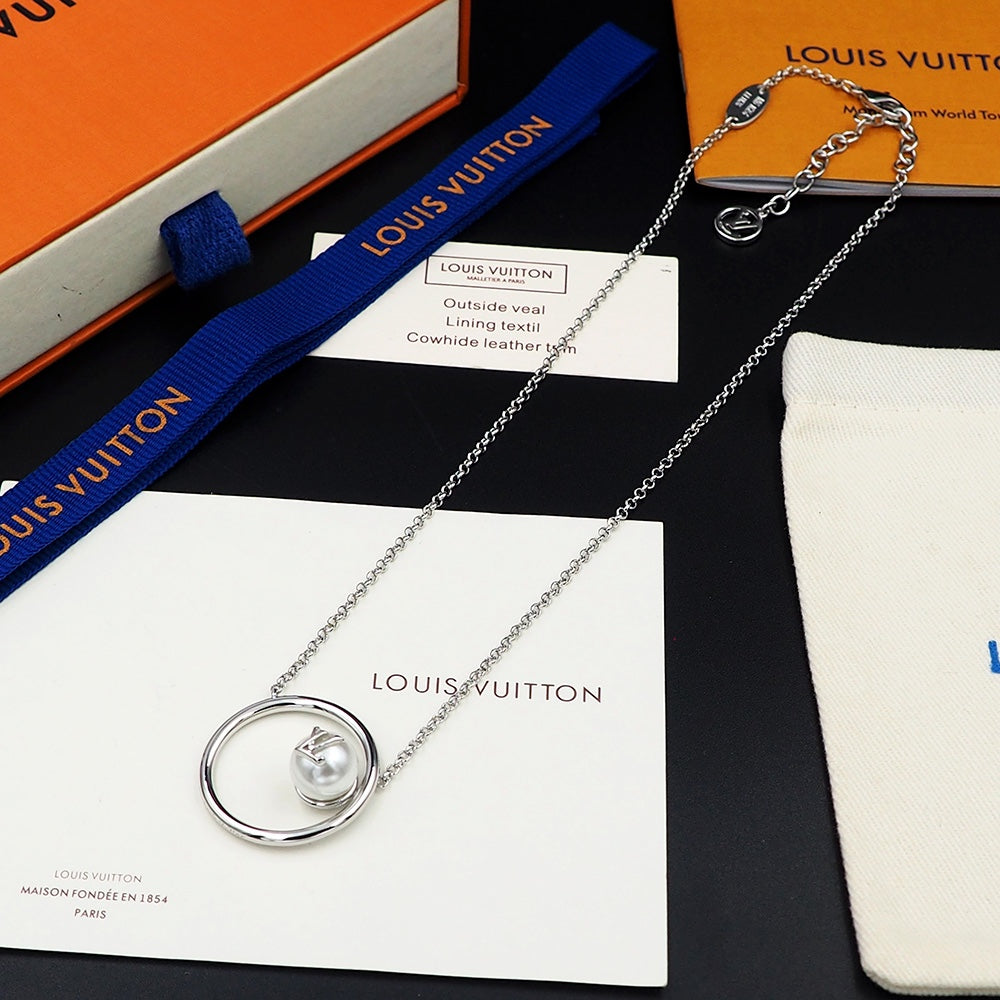 Louis Vuitton Eclipse Pearl Necklace
