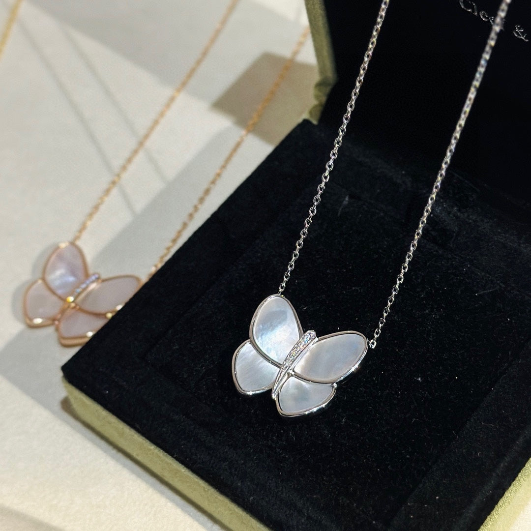 Butterfly Pearl Necklace - 18K Gold