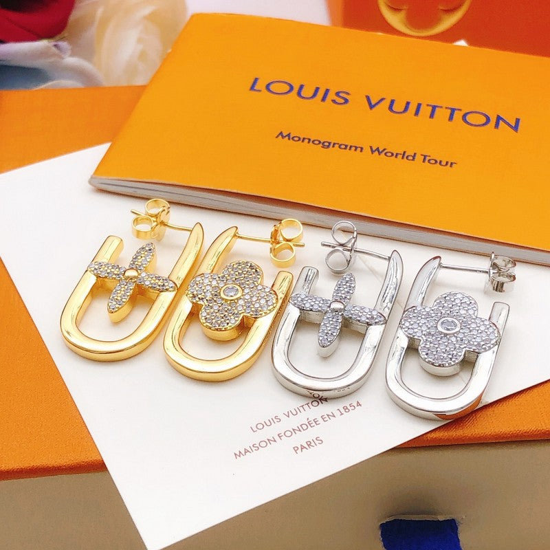 Louis Vuitton Earrings - 18K Gold