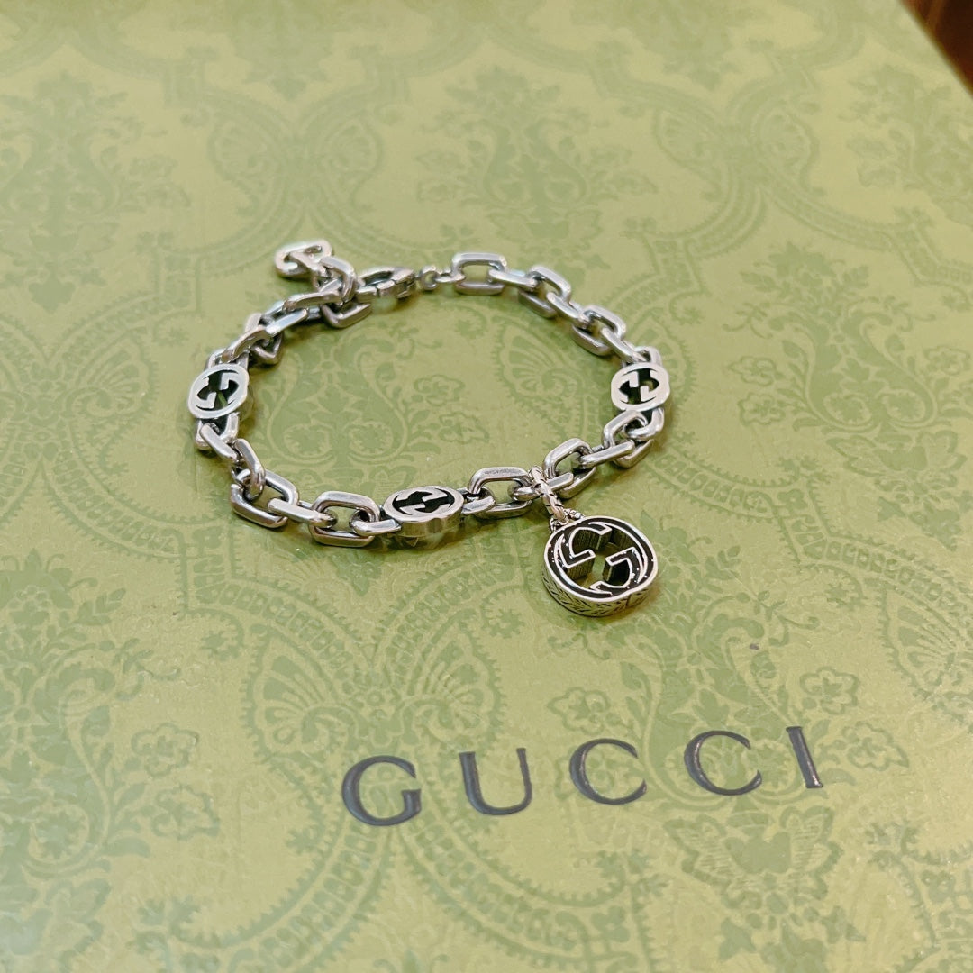 Gucci Double G Interlocking G Pendant Bracelet