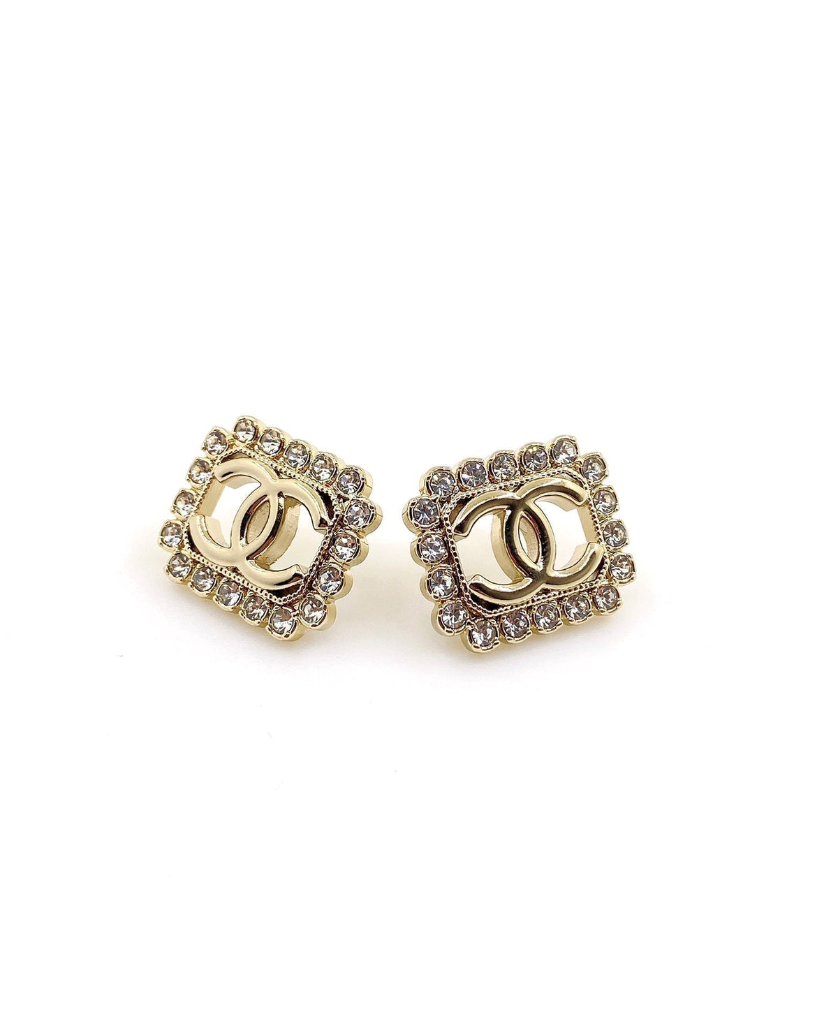 Chanel Square Pearl Earrings - 18K Yellow Gold