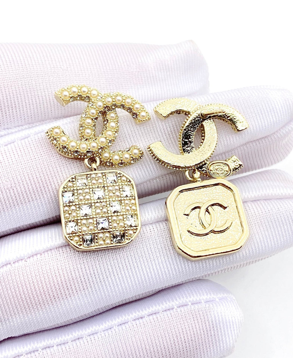 Chanel Diamonds Drop Earrings - 18K Yellow Gold