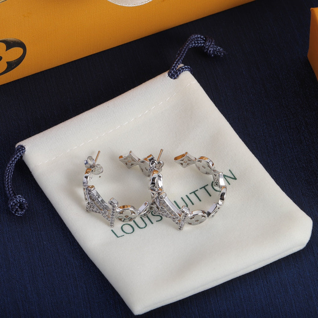 Louis Vuitton Script Diamond Earrings - 18K White Gold