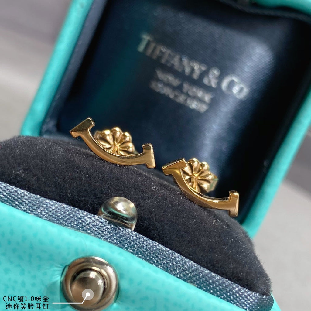 Tiffany Smile Earrings - 18K Yellow Gold