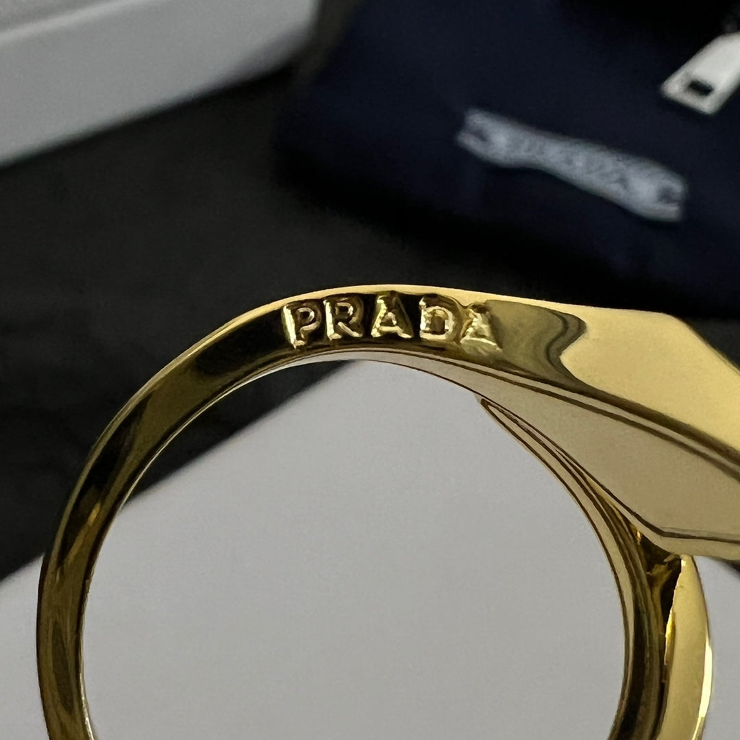 Eternal Snake Ring - 18K Gold