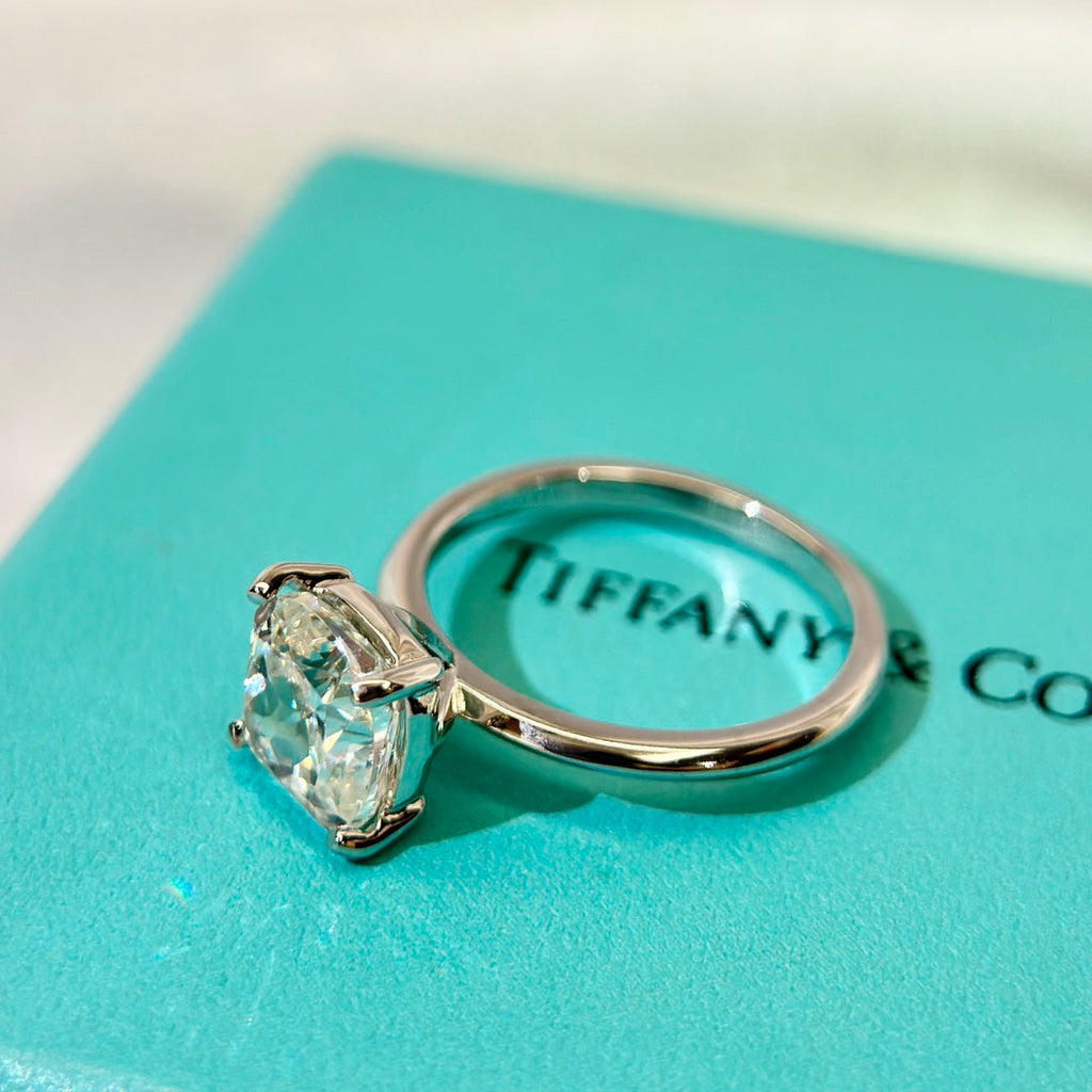 Tiffany True Engagement Ring - 18K White Gold