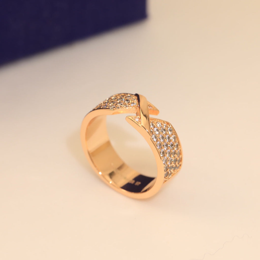 Liens Diamond Ring - 18K Gold